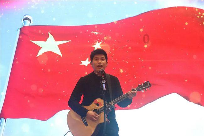 被别人冒名顶替上了大学，怎么做才能找回公道？游戏画面